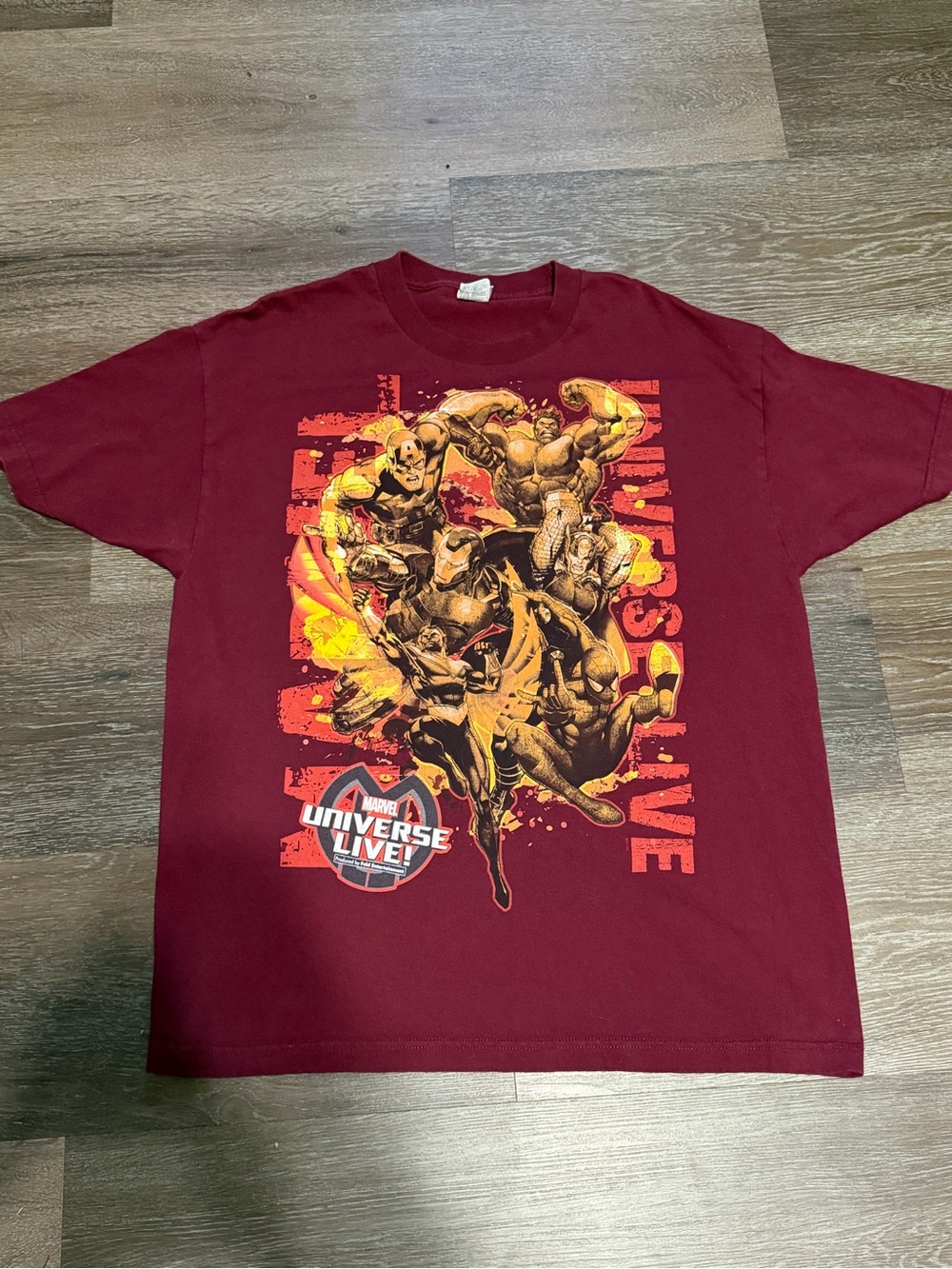 Marvel Universe Live Avengers Graphic Tee XL